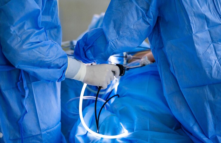 modern-equipment-operating-room-spine-surgery-group-surgeons-operating-room_116317-18519